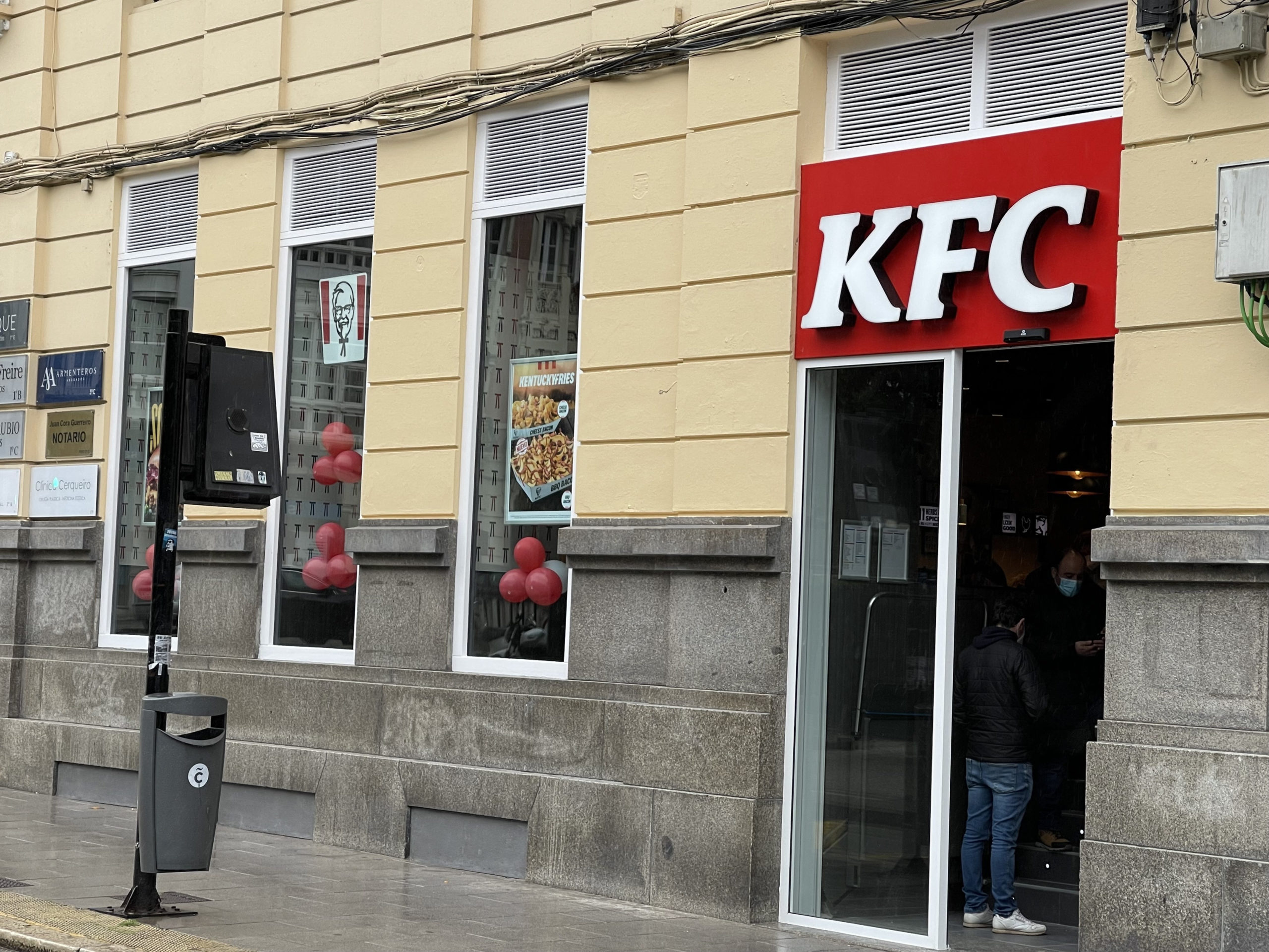 ​KFC inaugura un nuevo restaurante en A Coruña