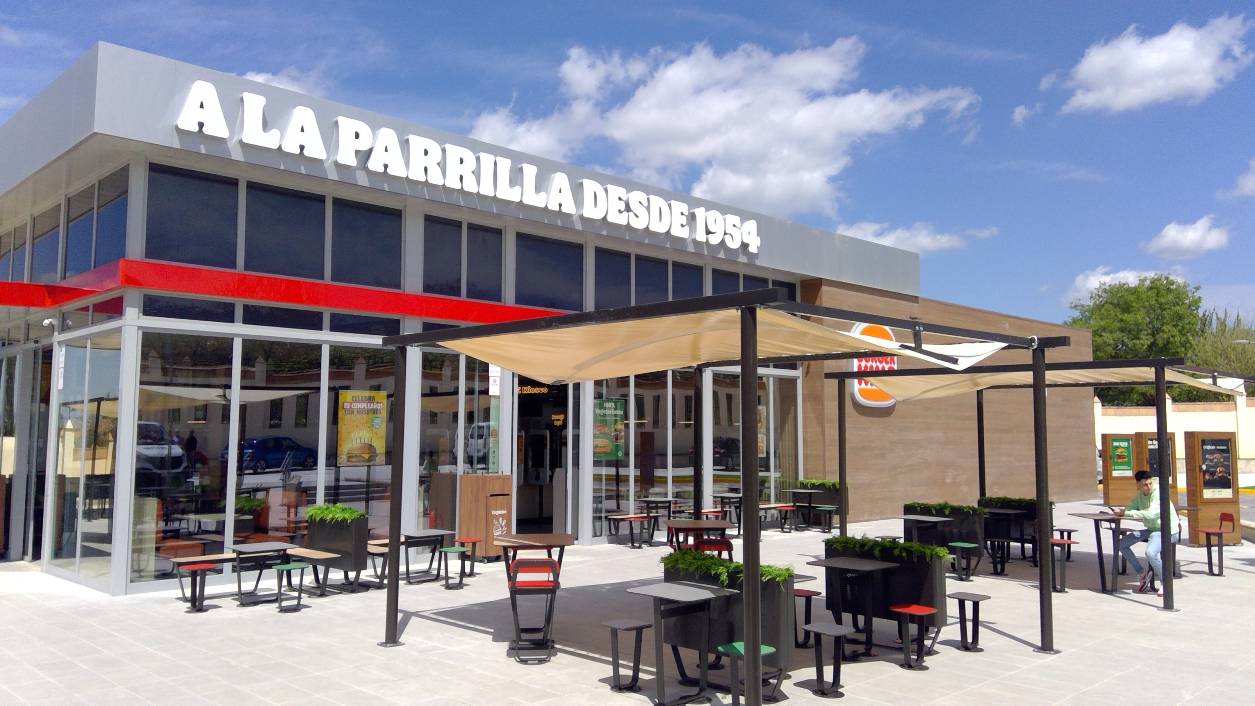 ​Burger King España inaugura un nuevo establecimiento en Granada