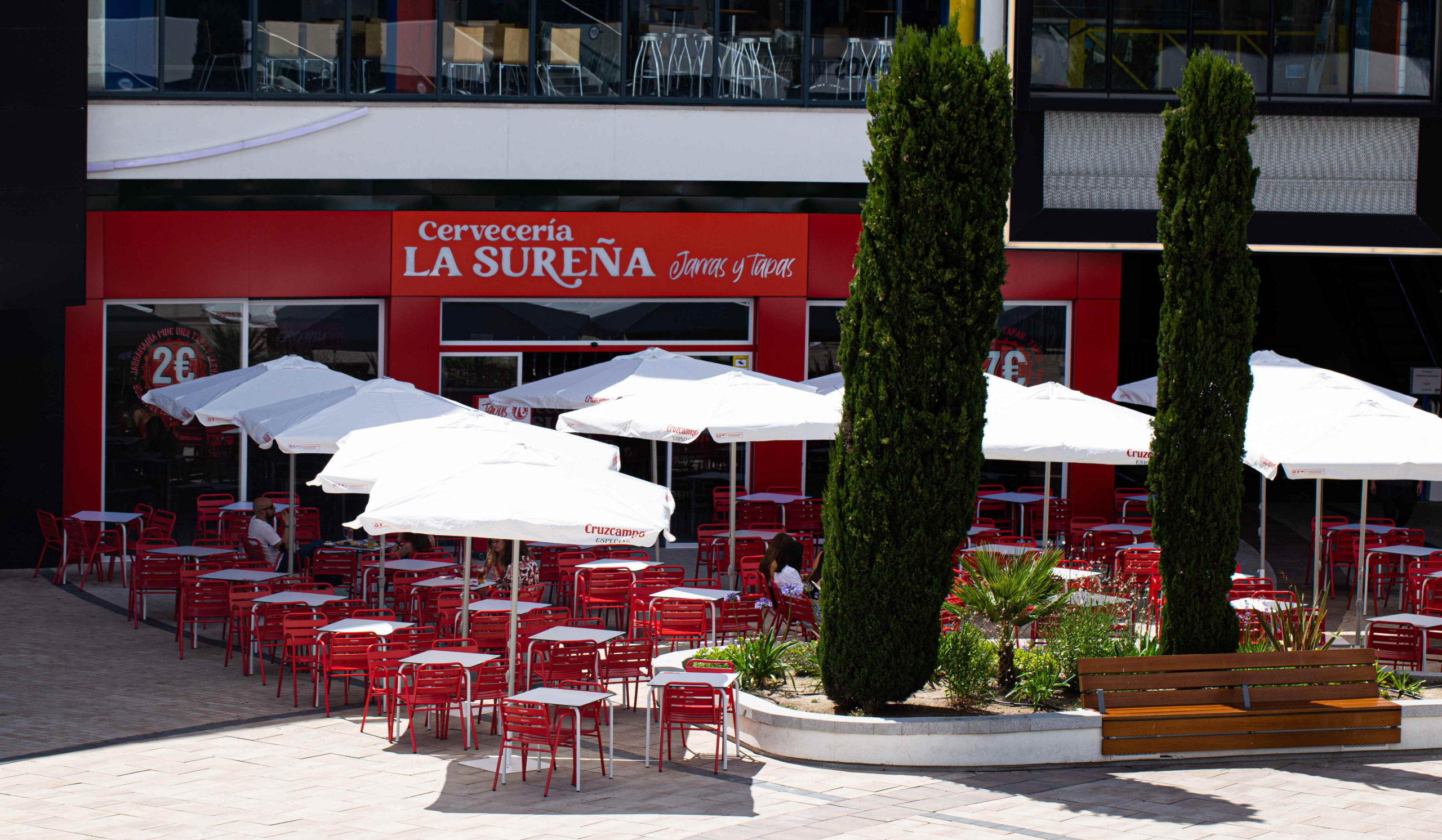 ​Restalia relanza la marca Cervecería La Sureña Jarras y Tapas