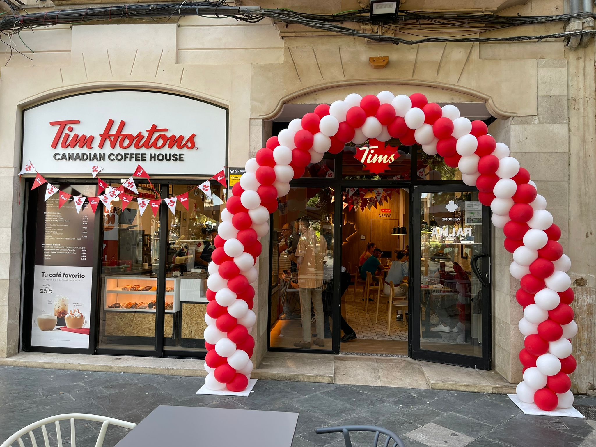 ​Tim Hortons aterriza en Mallorca con una nueva apertura