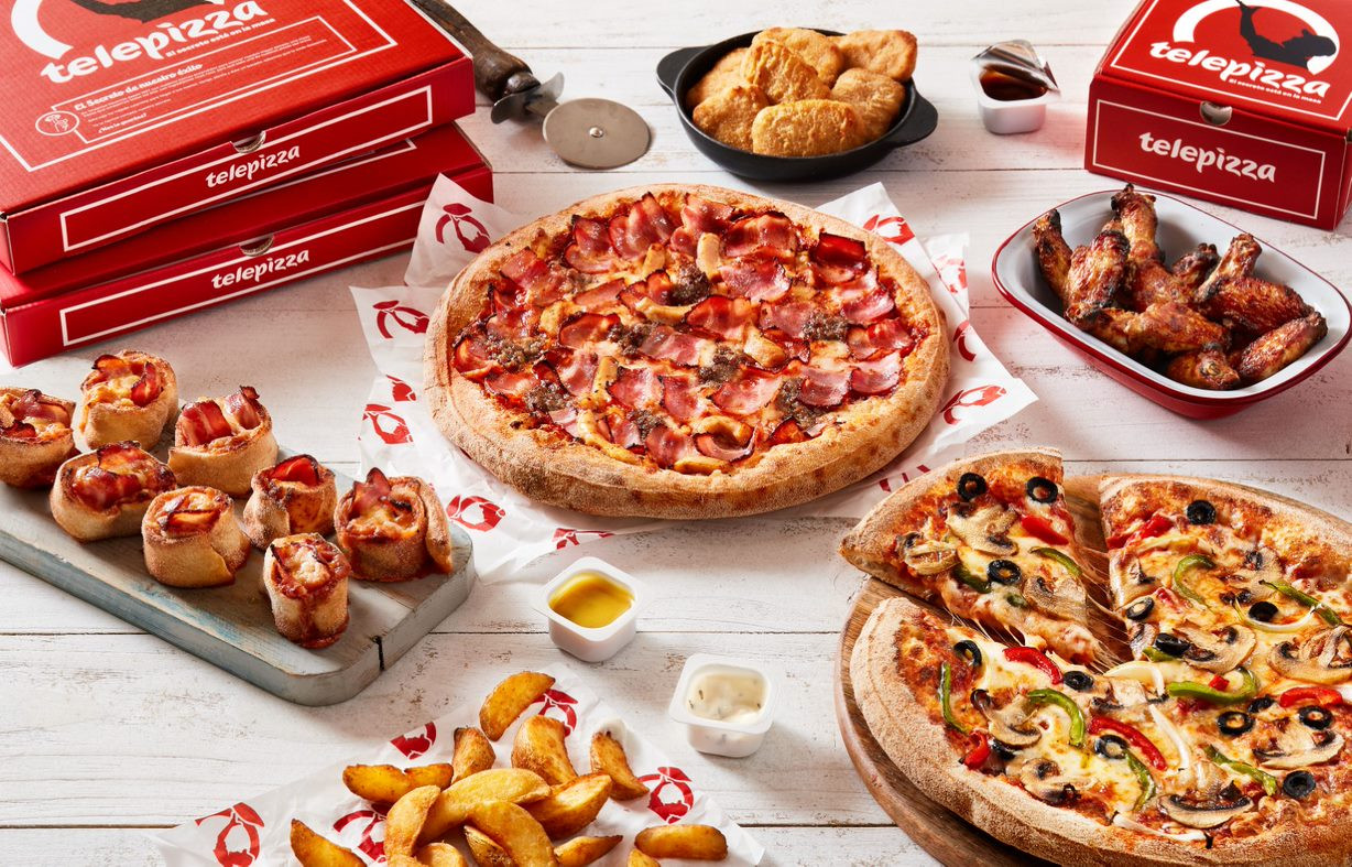 ​Telepizza incluirá en algunas de sus pizzas una “mesita” negra con premios