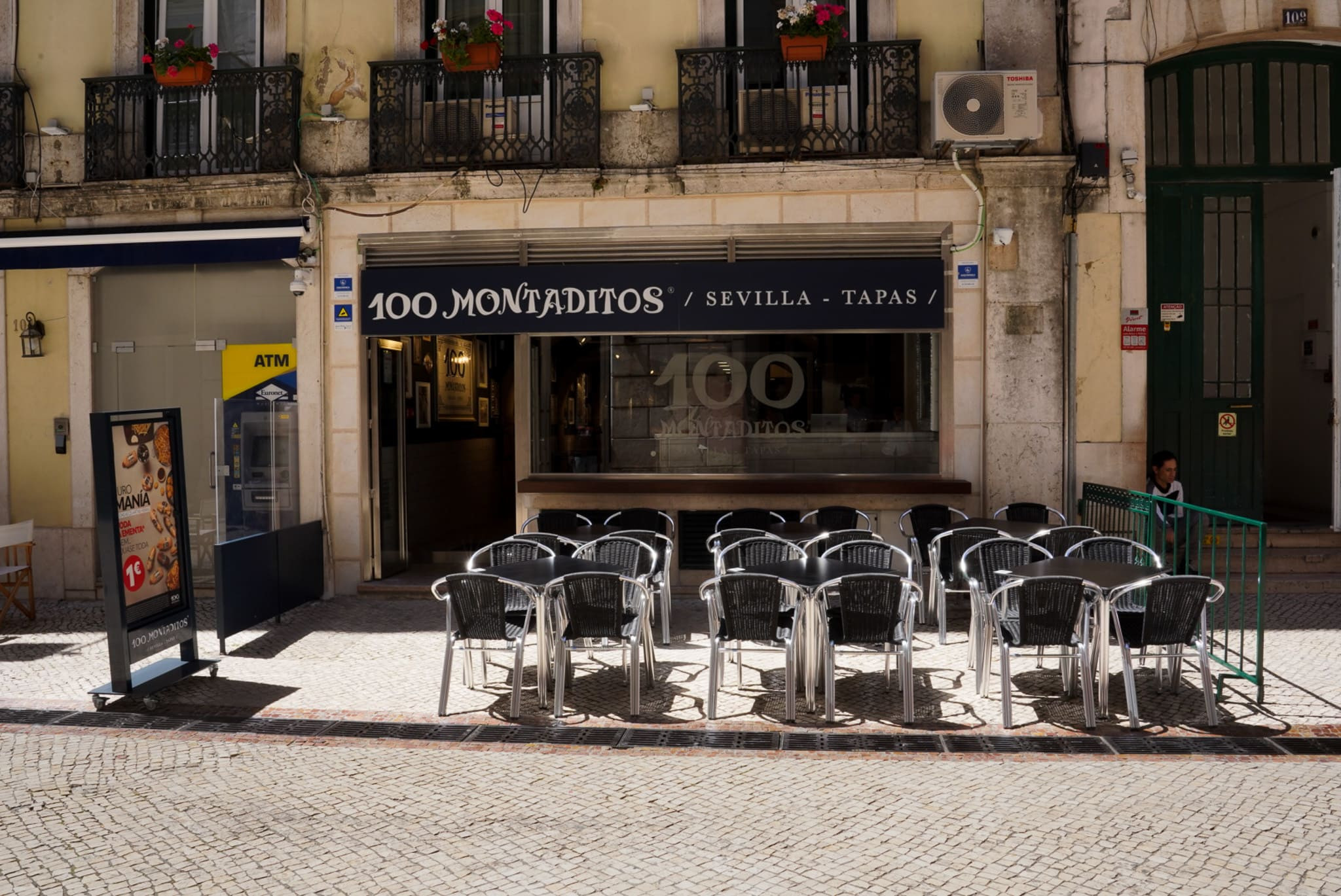 Restalia abre un nuevo 100 Montaditos en Lisboa