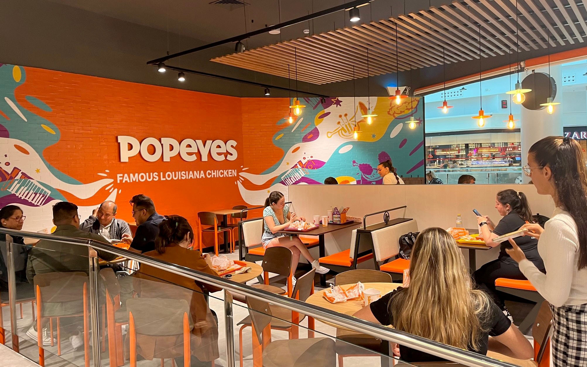 Popeyes llega a Elche