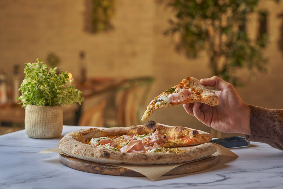 Ginos reabre su restaurante ubicado en la Glorieta de Quevedo, Madrid