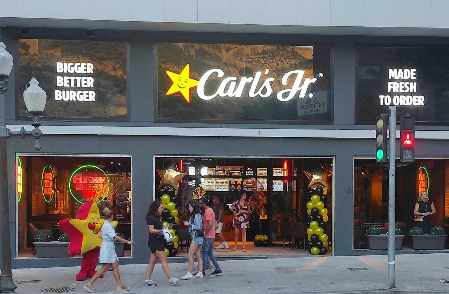 Carl’s JR. desembarca en Alicante capital