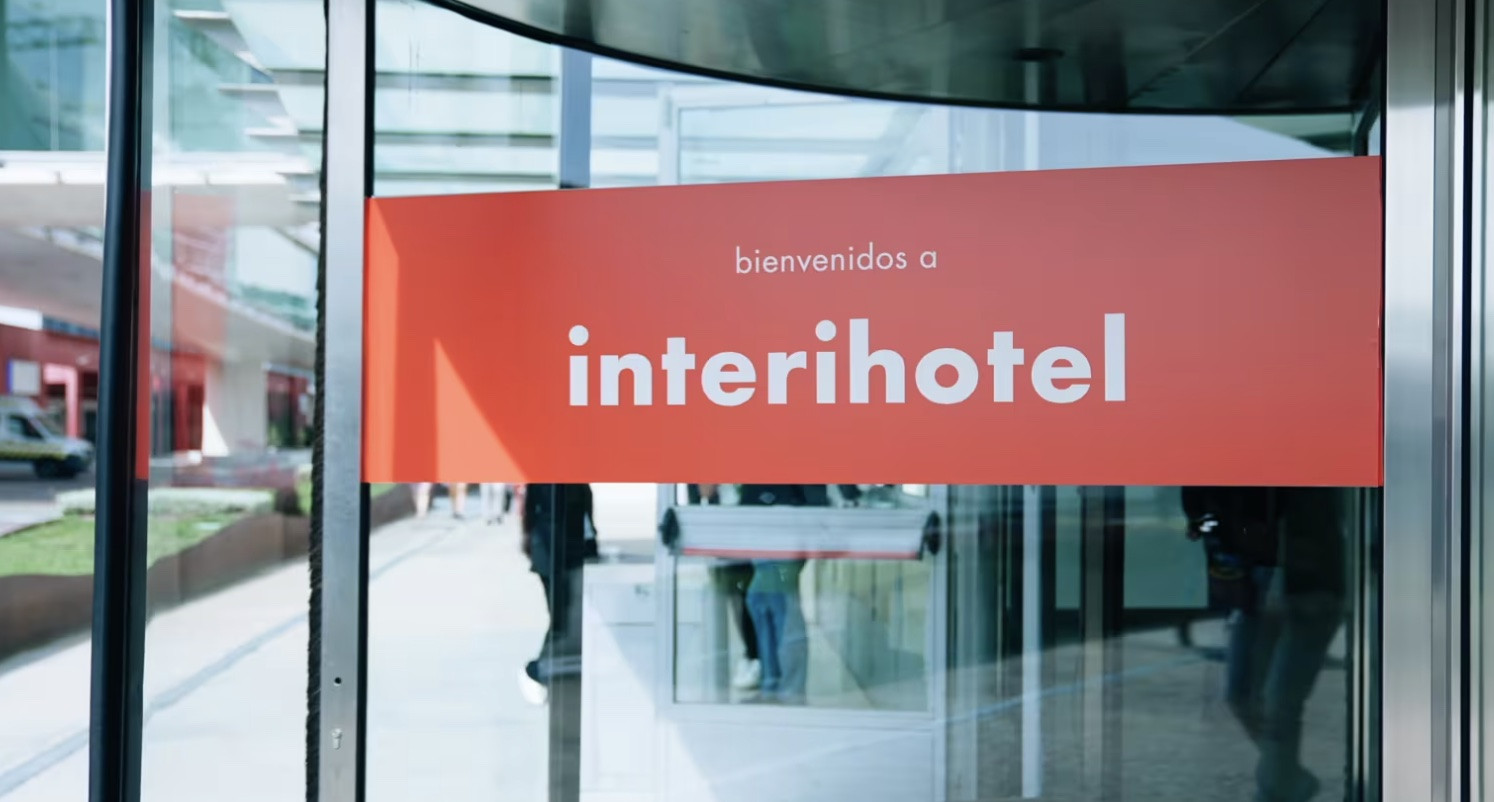 Más de 2.400 profesionales visitan Interihotel BCN23 en su primer día