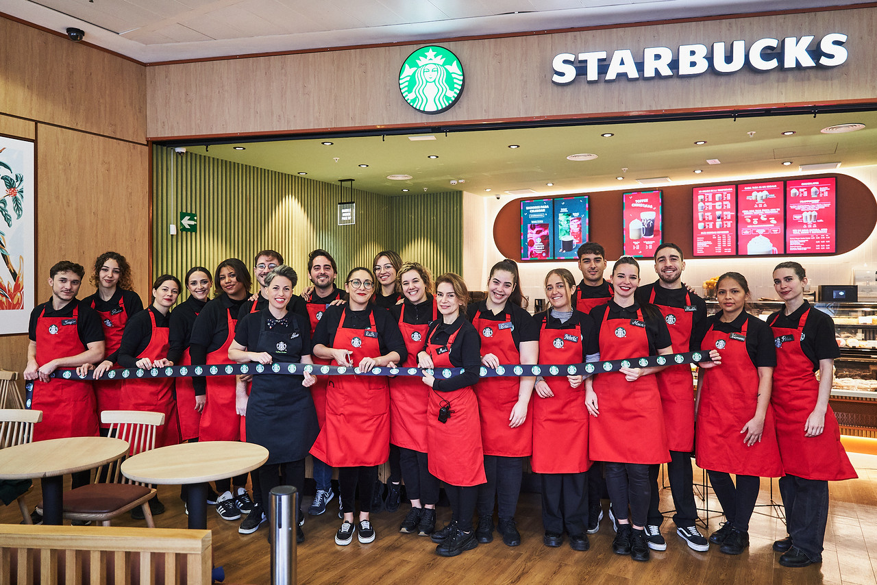 Starbucks vende cerca de 26 millones de bebidas en 2023 en España