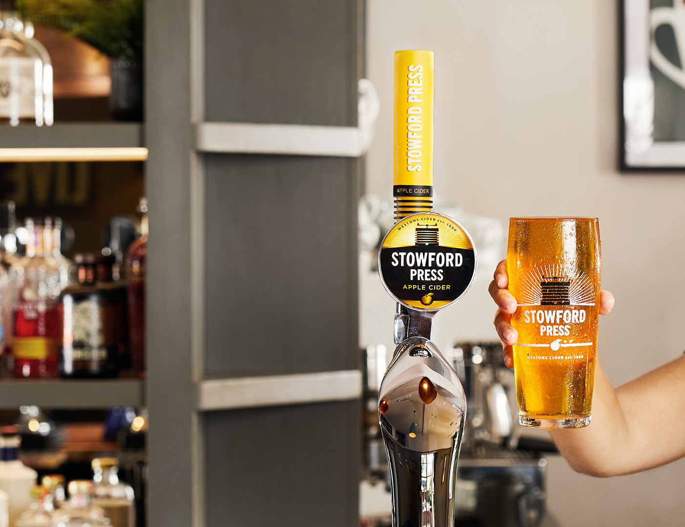 La Sagra-Molson Coors distribuirá en exclusiva en España las sidras Stowford Press y Henry Westons