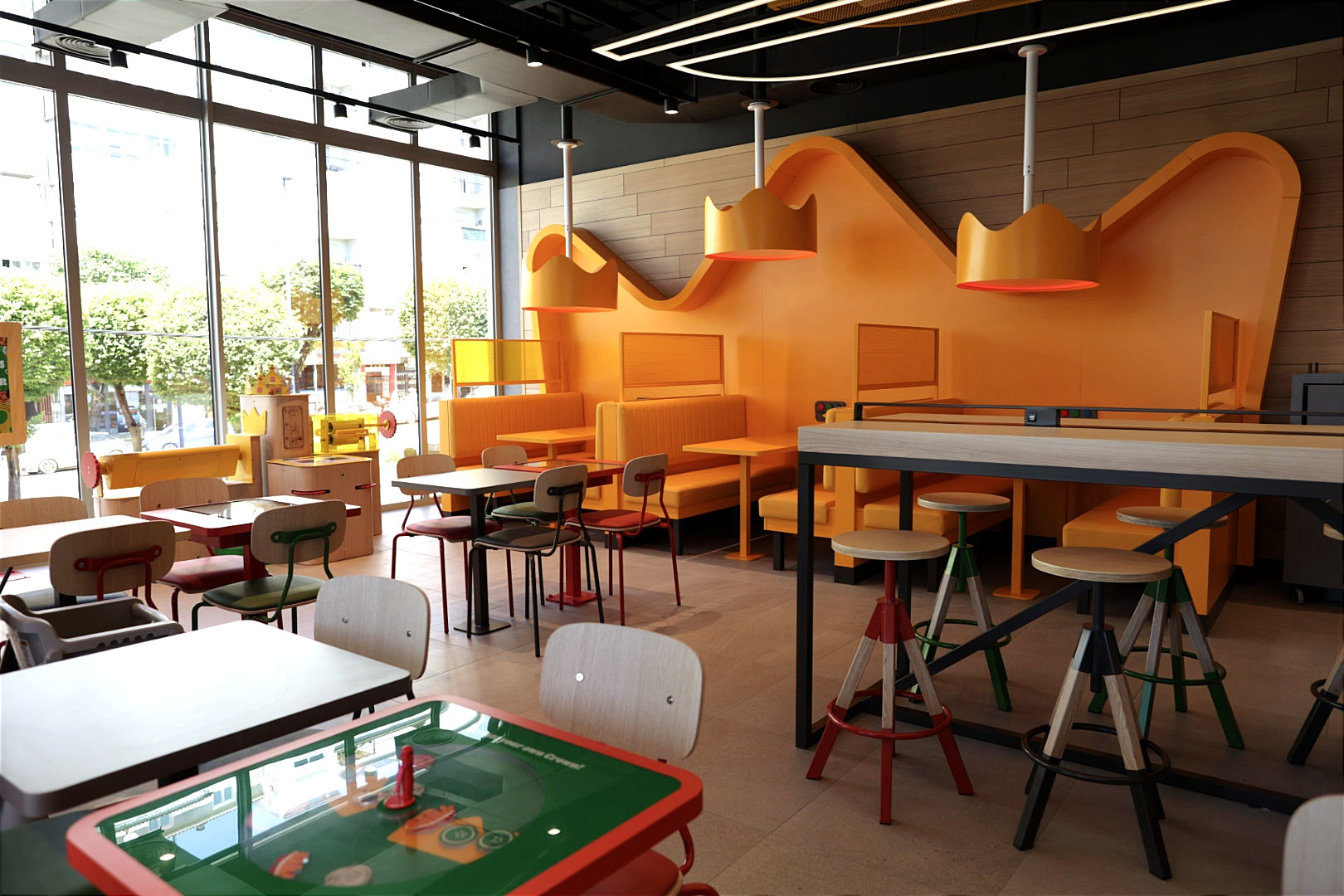 Burger King inaugura en Vigo su primer restaurante con un espacio dedicado a las familias