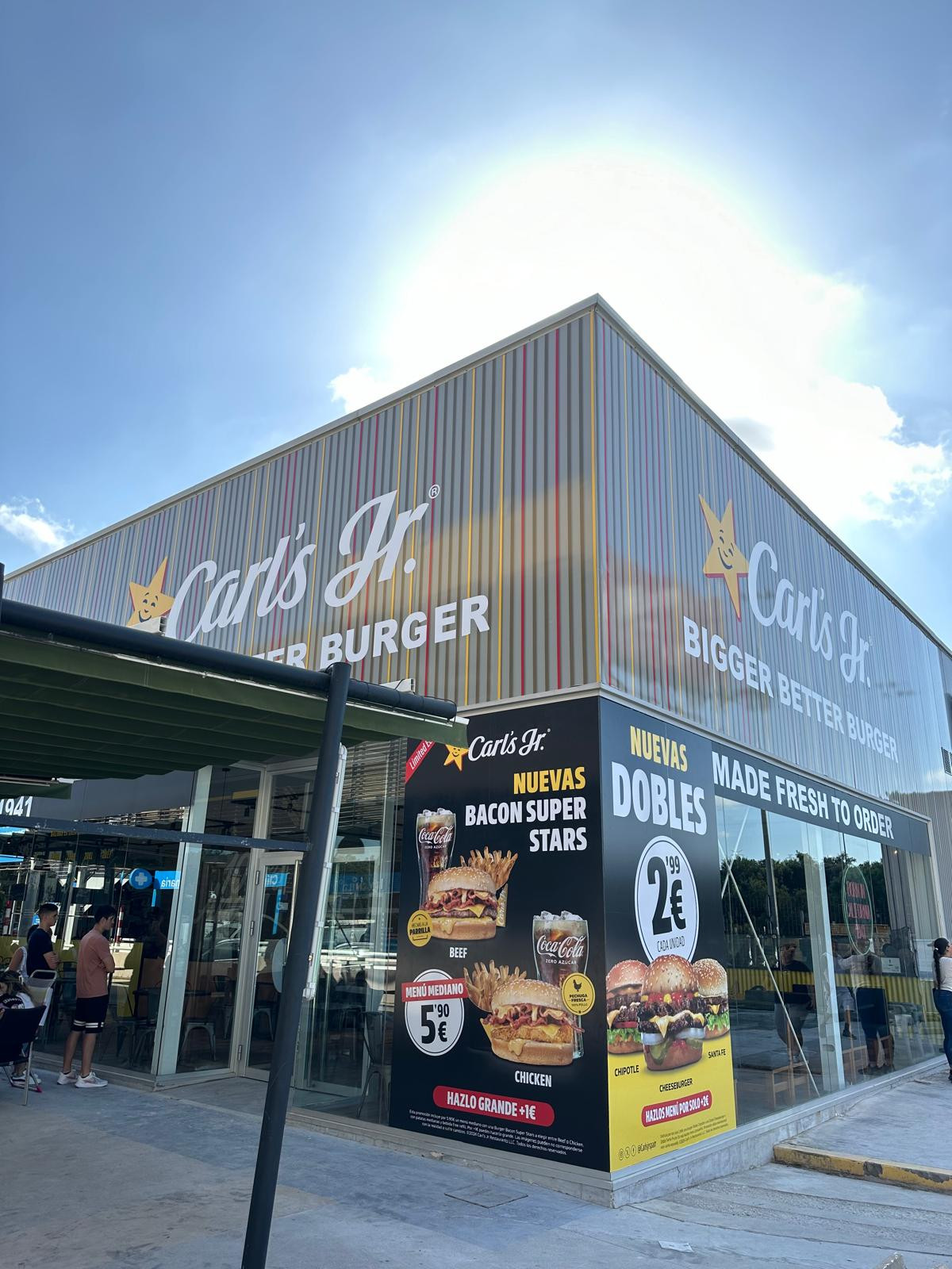 Carl’s Jr. refuerza su presencia en Cádiz