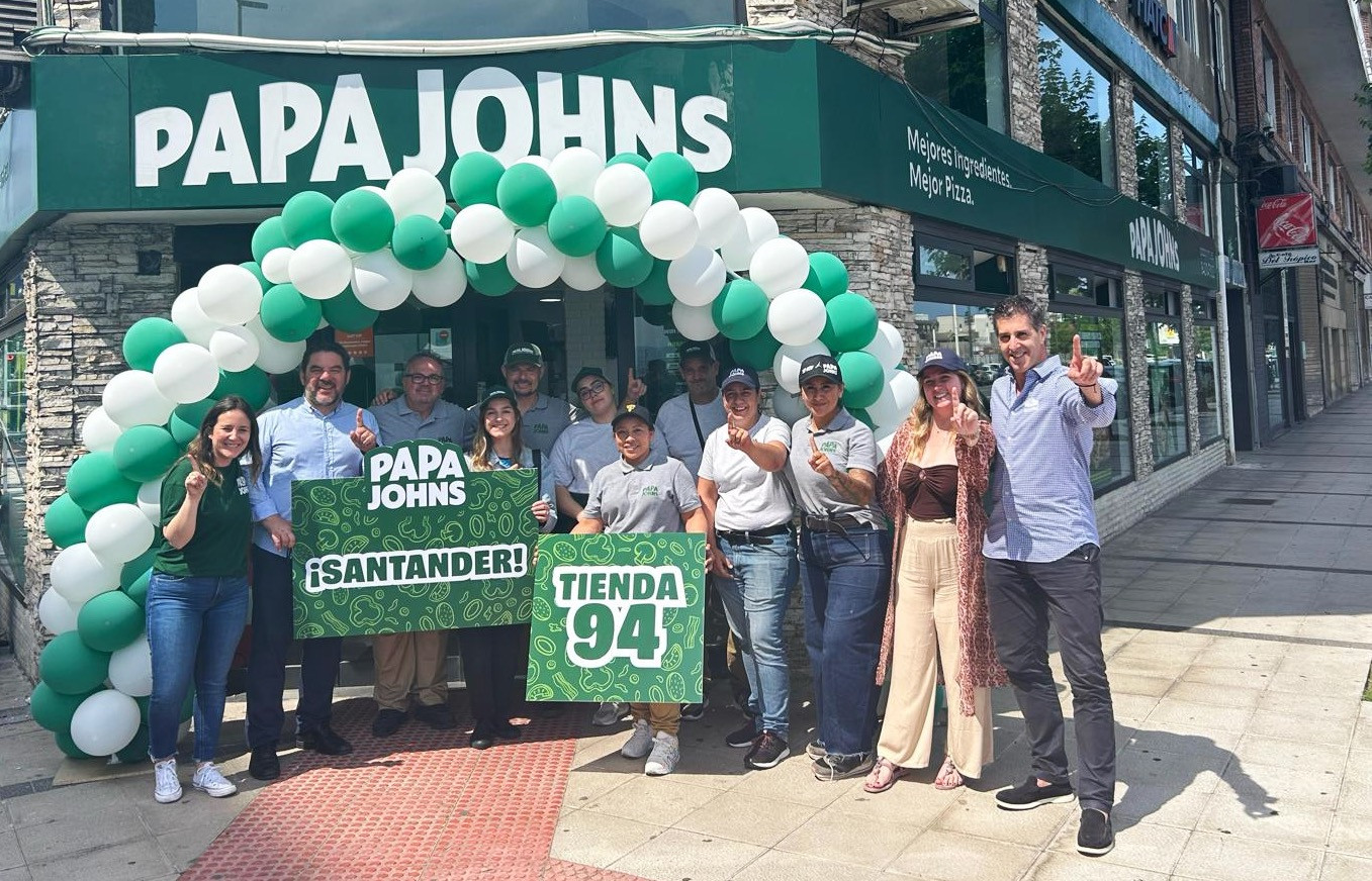 Papa Johns refuerza su presencia en Santander y abre nueva unidad en Aguadulce, Almería