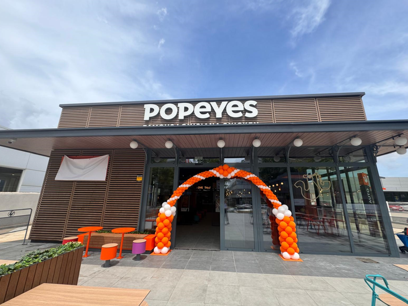 Popeyes inaugura un nuevo restaurante en Mallorca