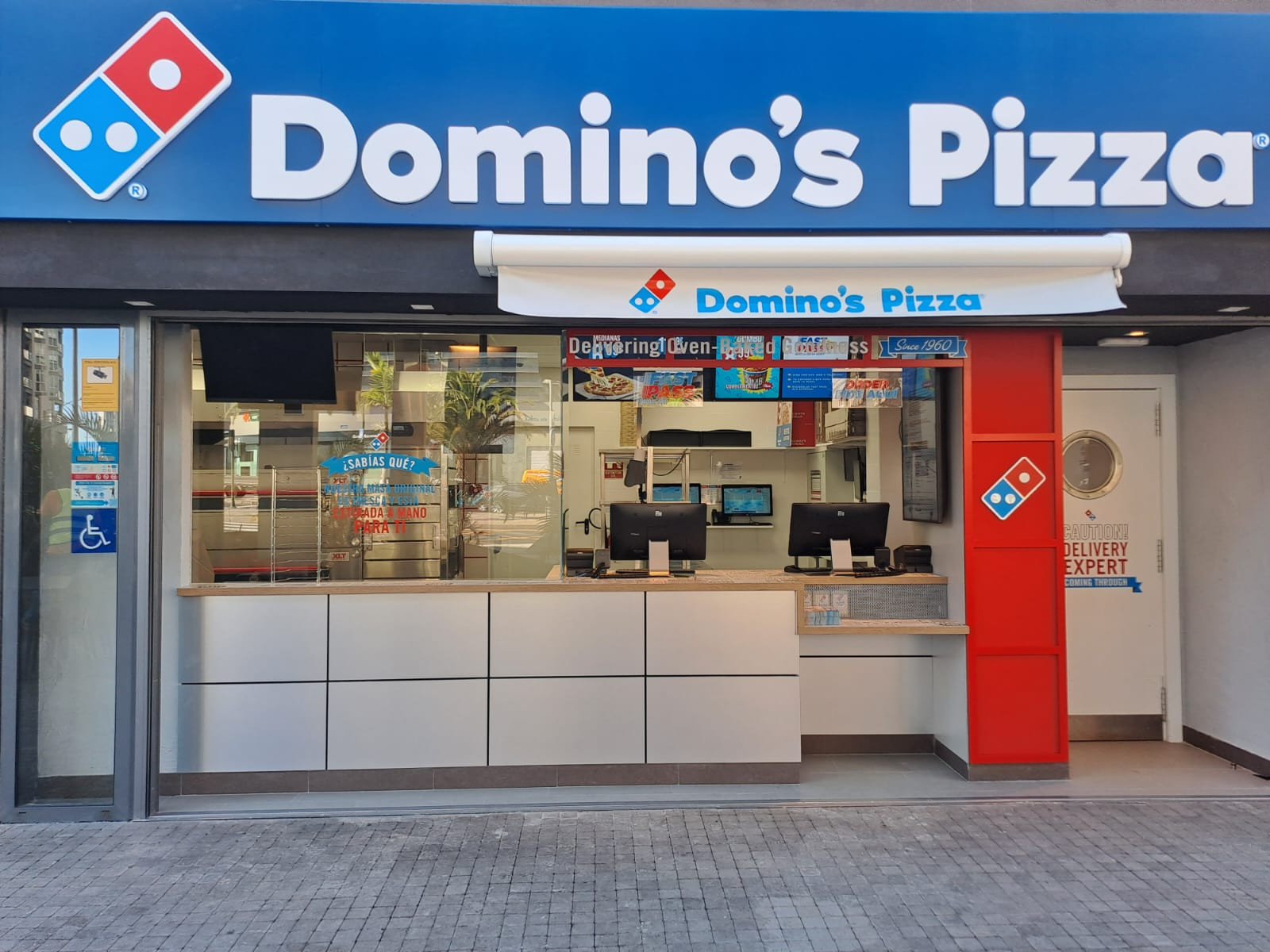 Domino’s Pizza inaugura su tercer restaurante en Tenerife