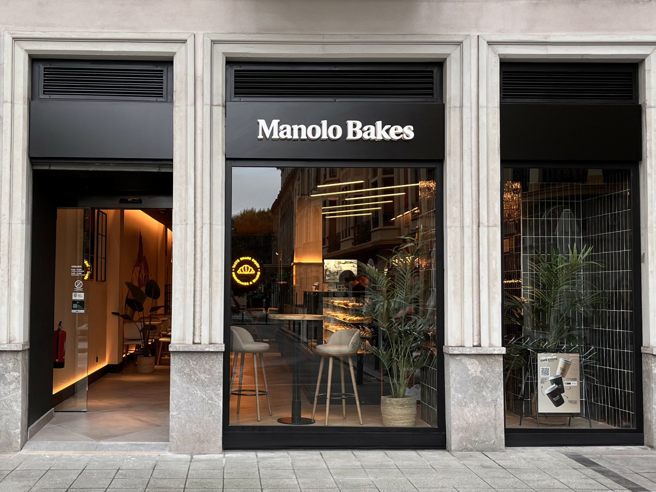 Manolo Bakes inaugura dos nuevas tiendas