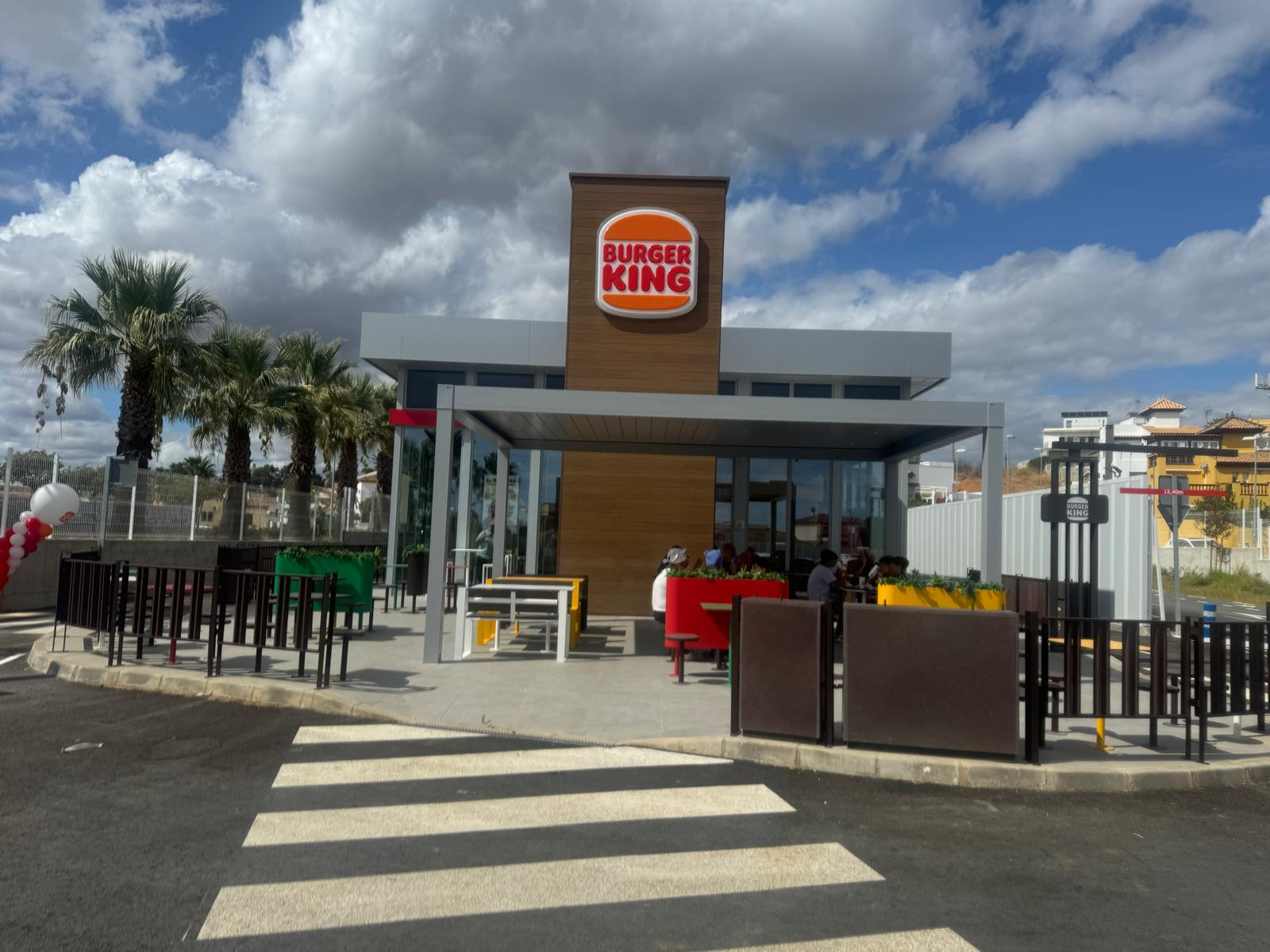 Burger King inaugura su primer restaurante en Ayamonte, Huelva