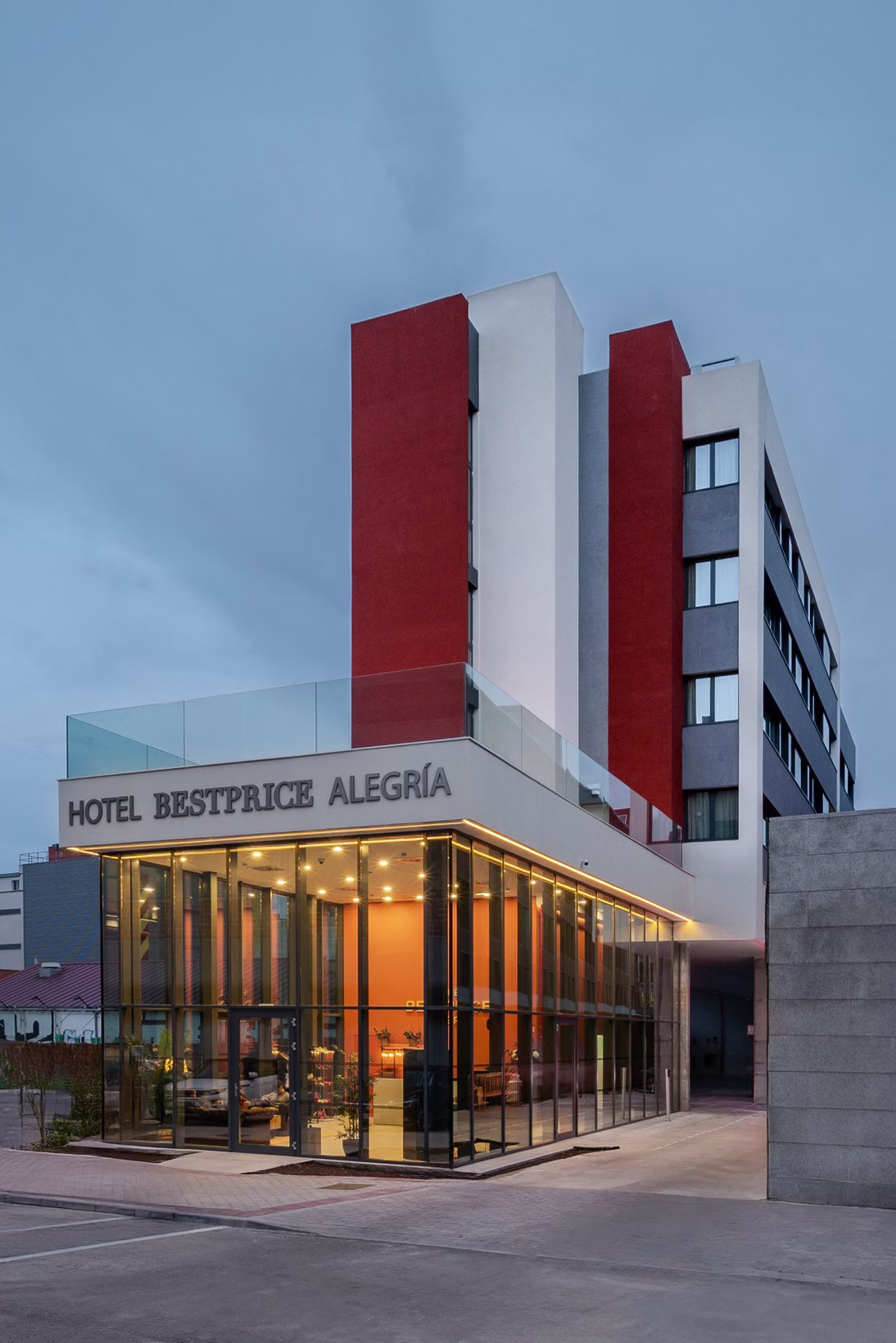 Hoteles Bestprice se alía con Stork para captar 10 millones de euros en capital