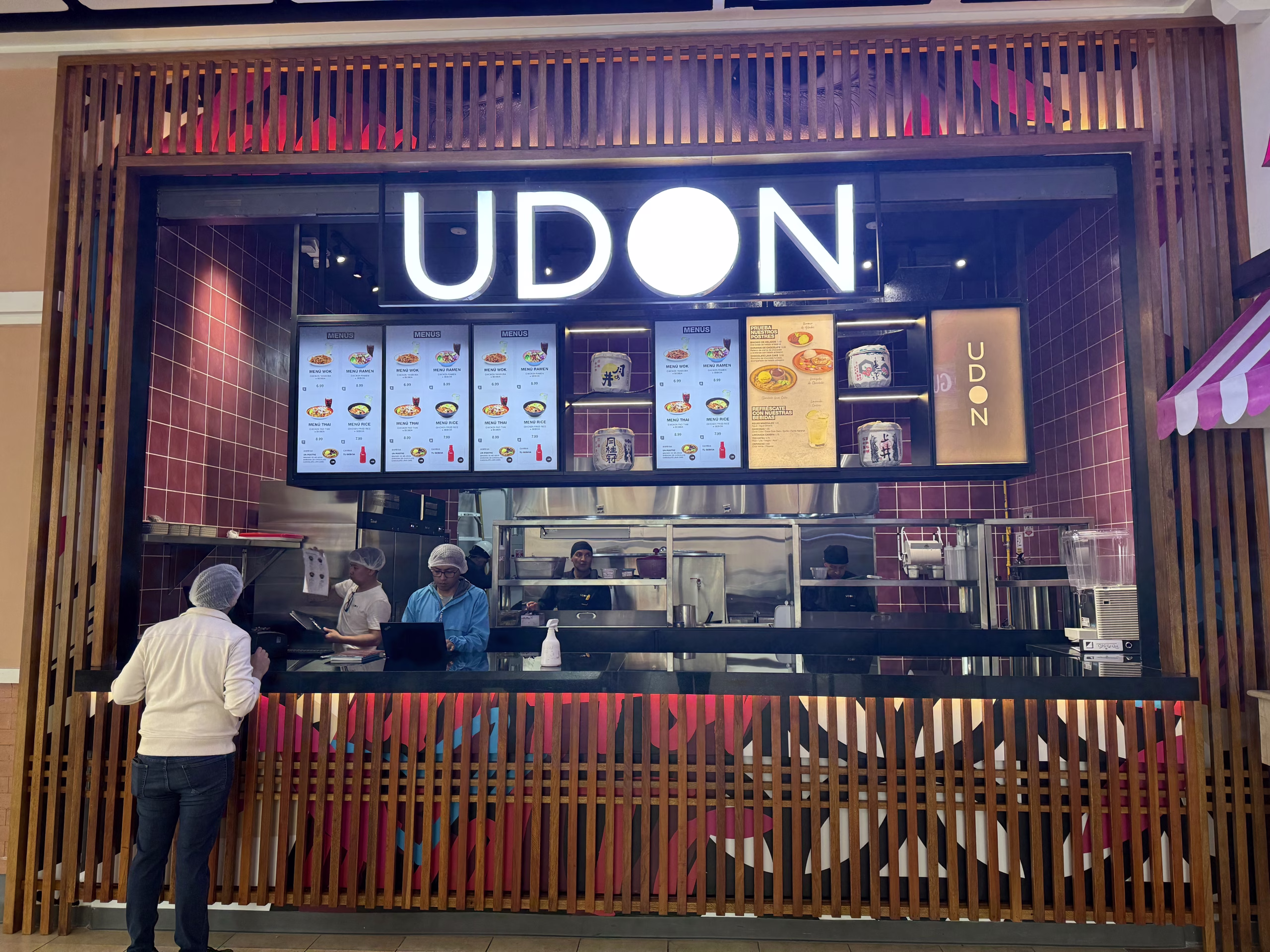 Udon refuerza su presencia en Ecuador con la apertura de su segundo local en Quito
