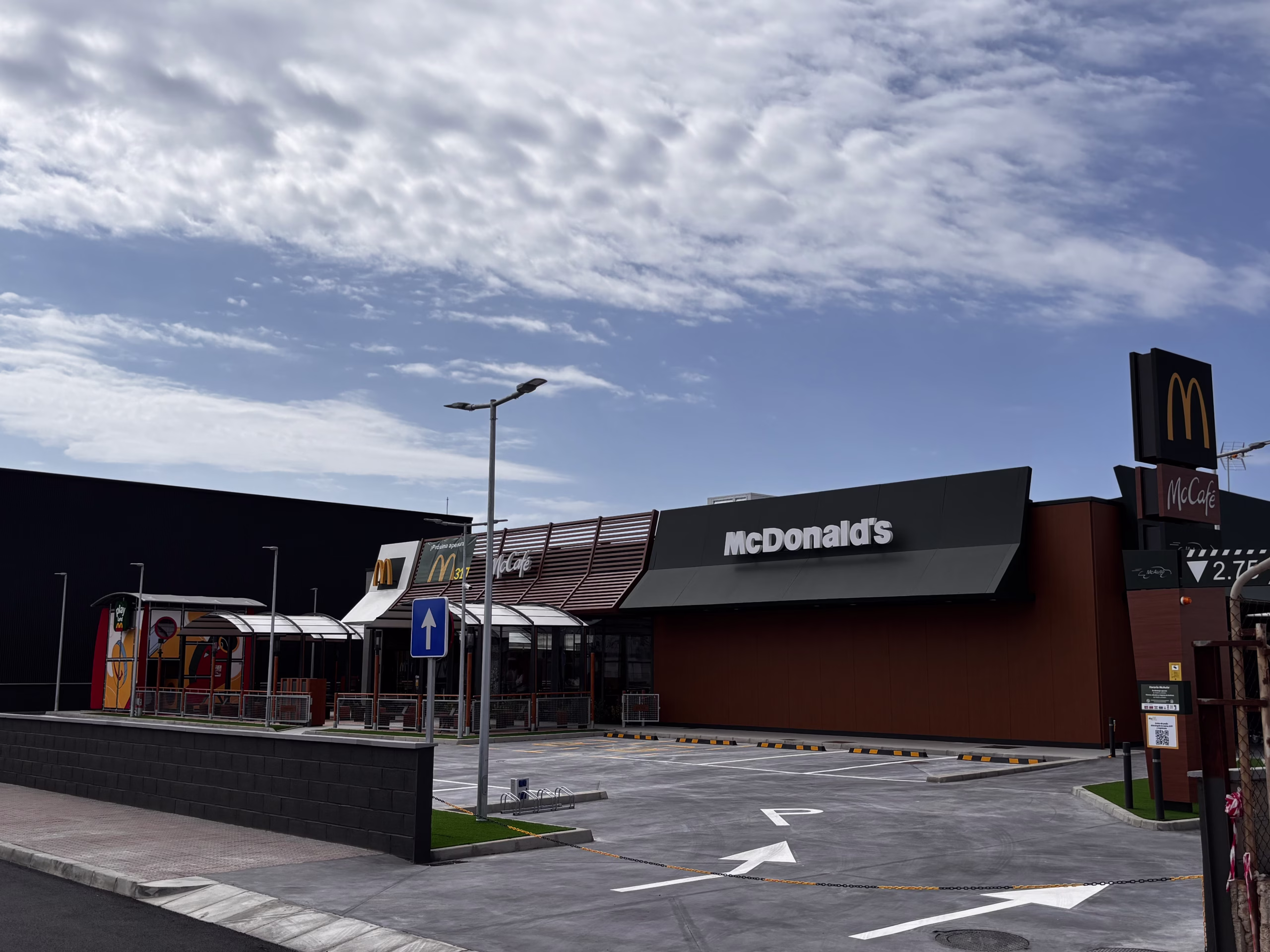 McDonald’s inaugura su primer establecimiento en Ciudadela y continúa su apuesta por Menorca