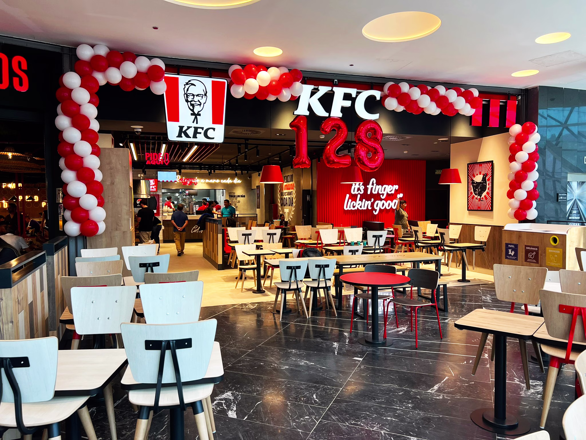 KFC impulsa su expansión con un nuevo restaurante en Alcalá de Henares