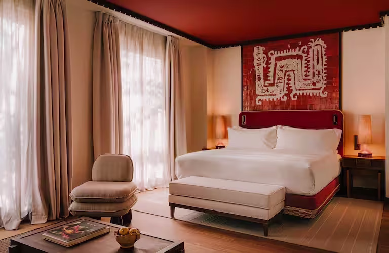 Requena y Plaza participa en el Hotel Palacio de Godoy Cáceres Cáceres, Curio Collection by Hilton