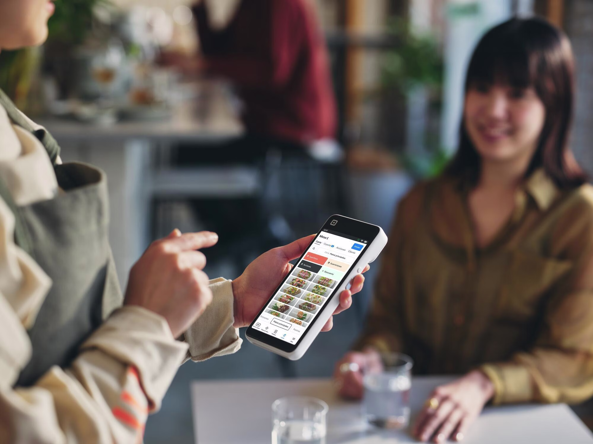 Square Handheld, TPV de bolsillo para atender mesas, gestionar inventarios y cobrar