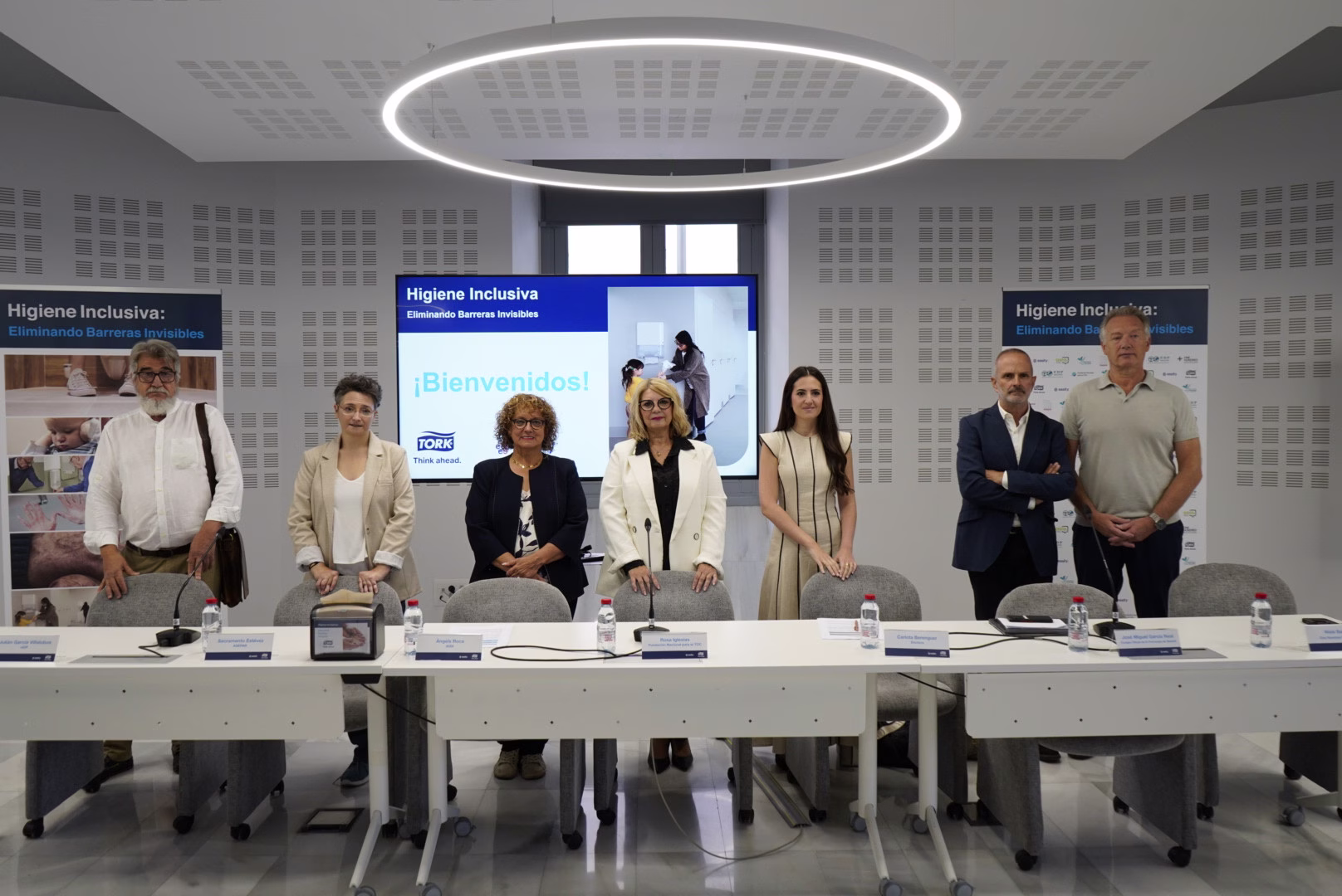 Essity impulsa el debate para eliminar las barreras invisibles en los aseos públicos