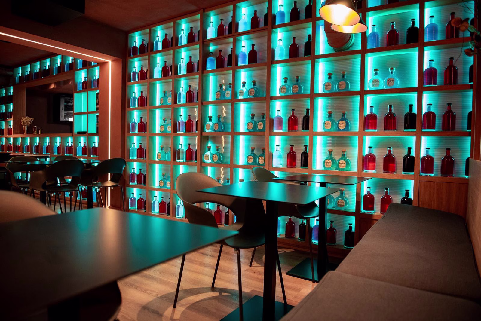 The Lot inaugura su propia coctelería