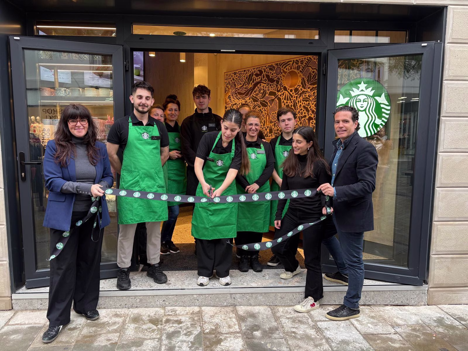 Starbucks refuerza su presencia en Gibraltar