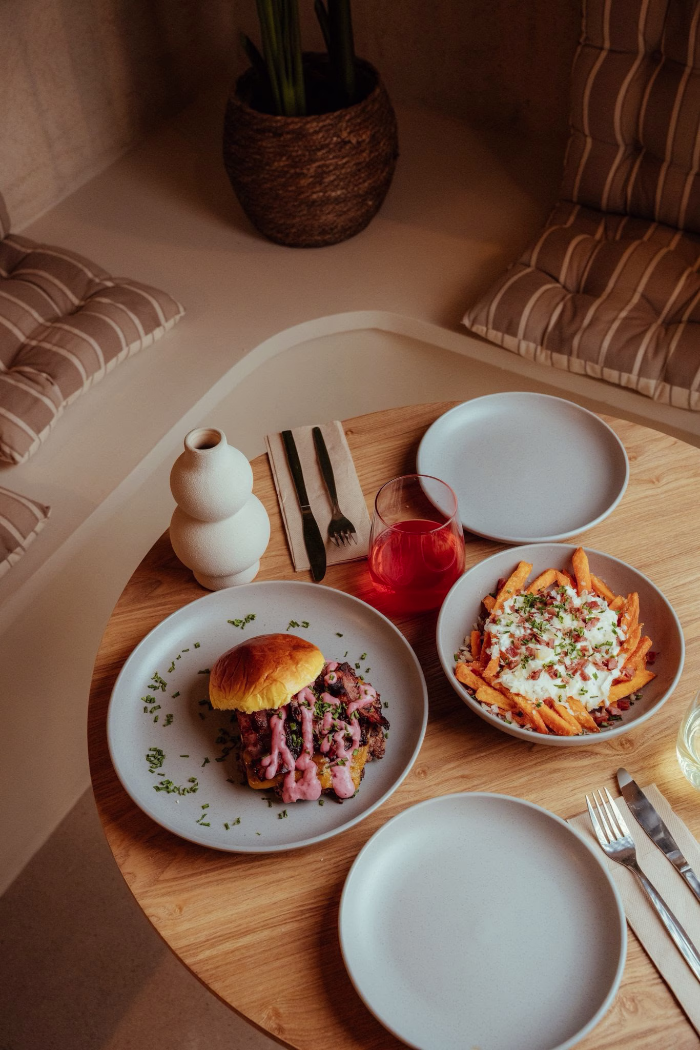 Sandra Férriz y Darío Selles dan el salto al mundo foodie con Mombú