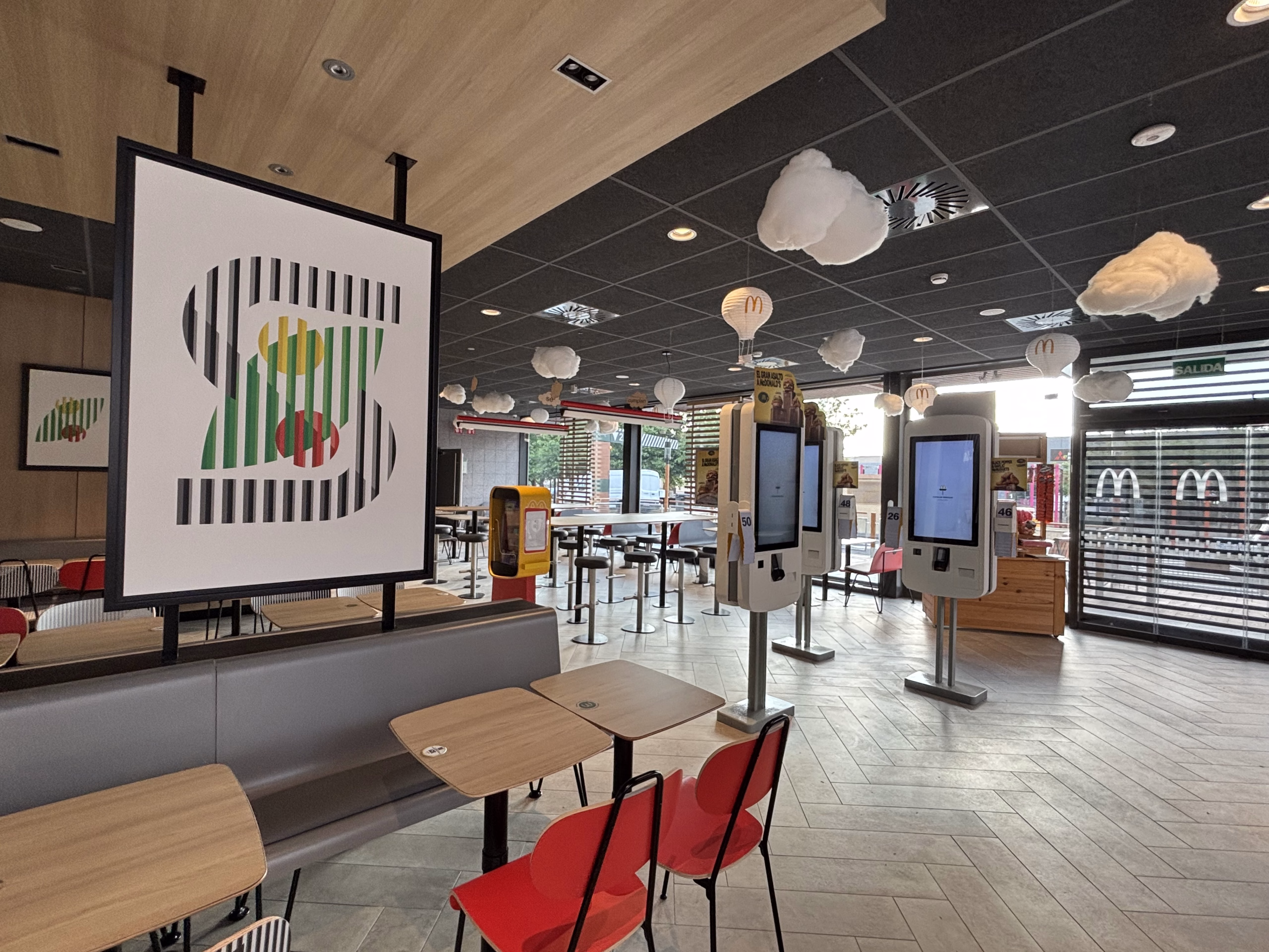 McDonald’s inaugura un nuevo restaurante en Torrent