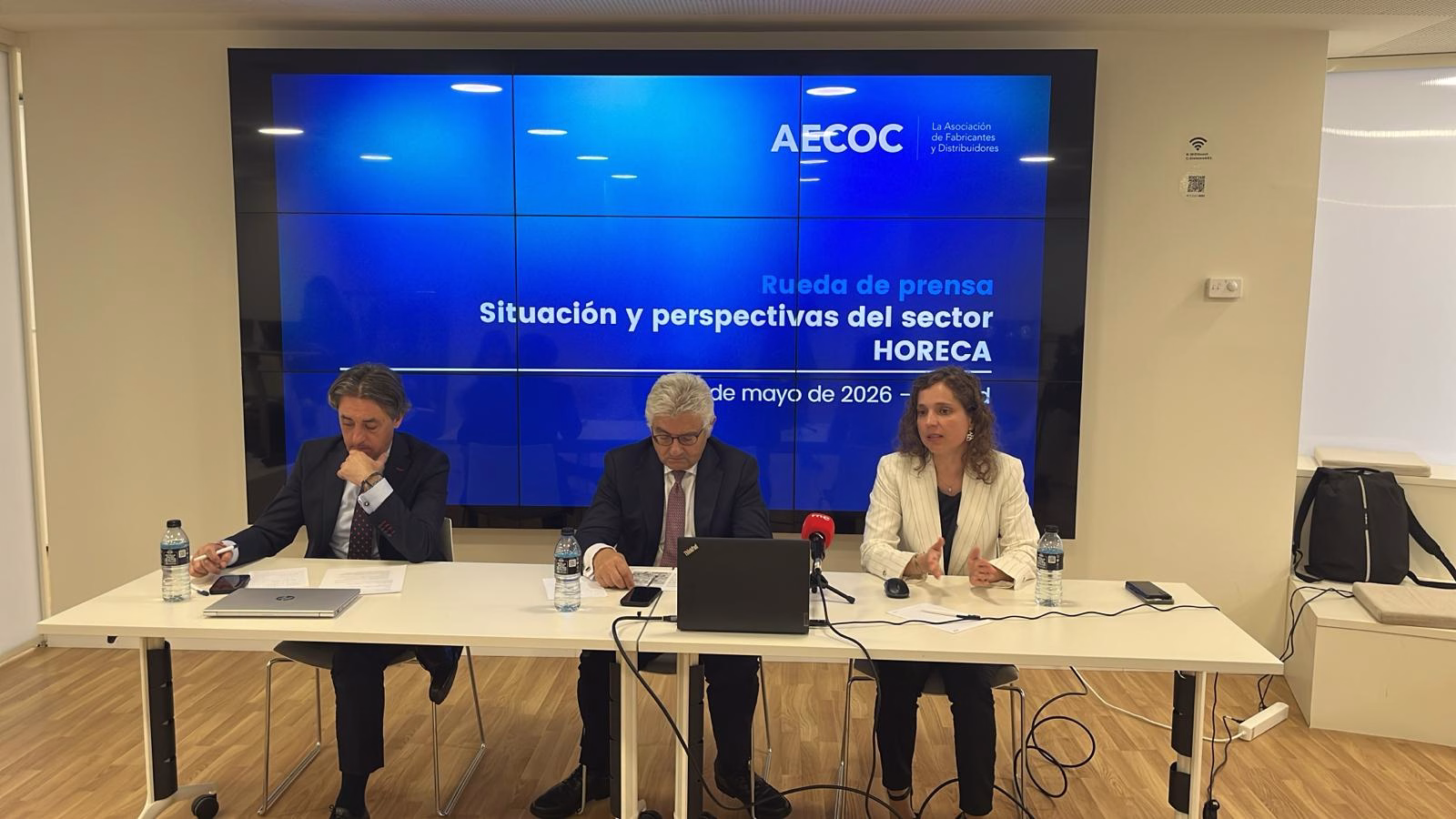 El 66% de los españoles frecuenta a bares y restaurantes igual o más que hace un año