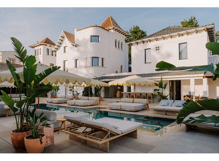 Casa Mett Sitges abre sus puertas en Sitges